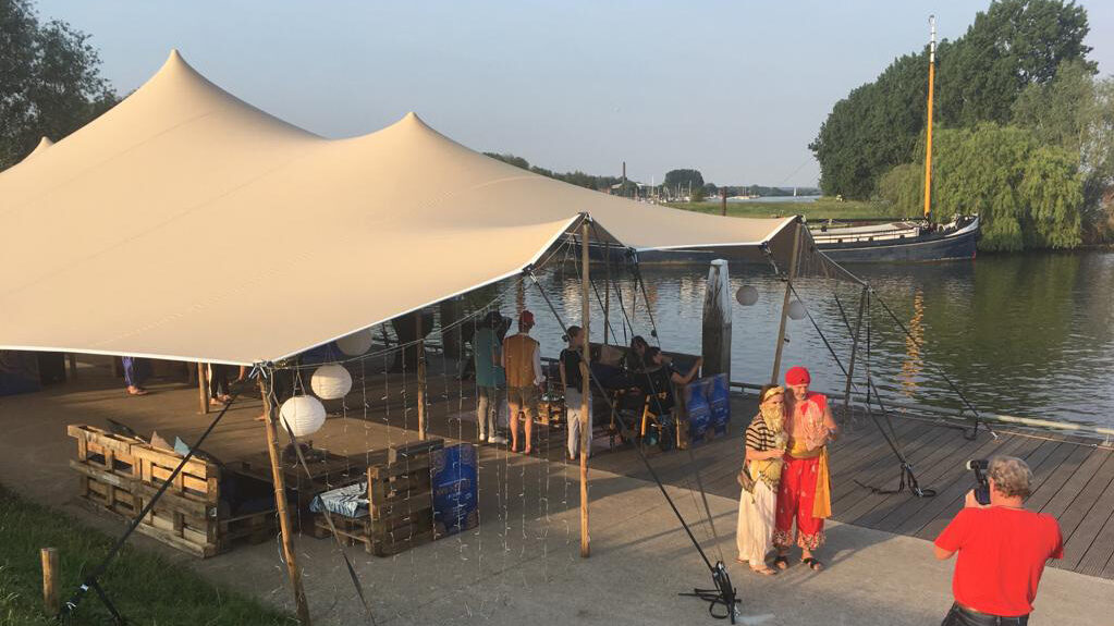 bij de tent - stretchtent